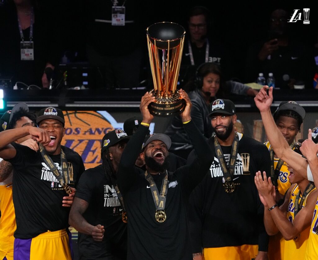 Los Lakers se llevan la Copa de la NBA