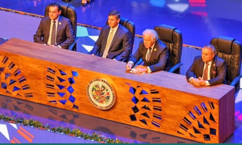 La 54ª Asamblea General de la OEA se centra en democracia y seguridad