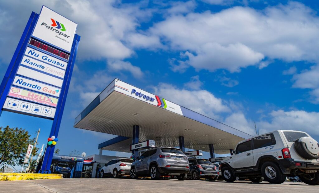 Petropar anunció la baja de precio del diésel