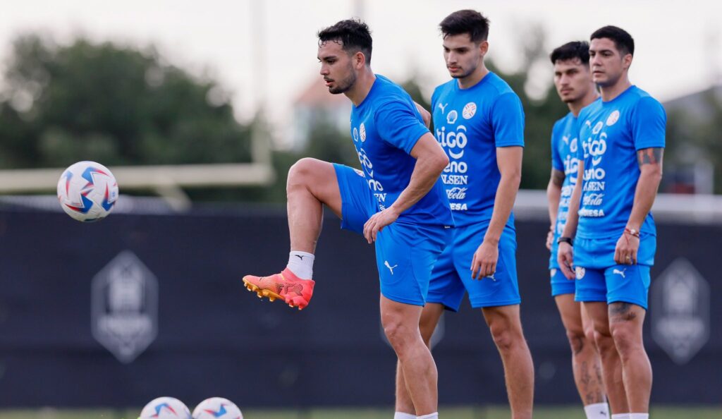 La Albirroja se prepara en Houston