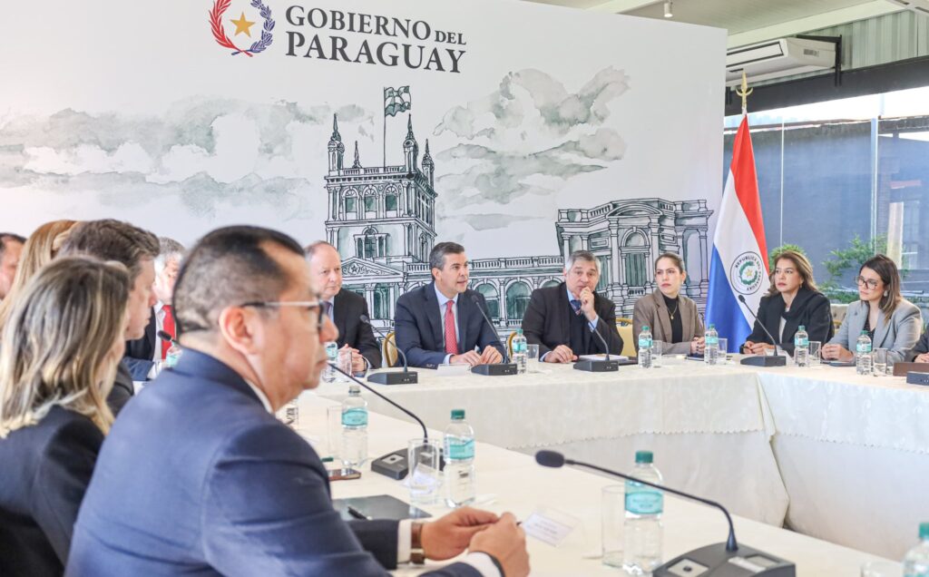 Gobierno y ENEP reunidos por Plan de Desarrollo 2050