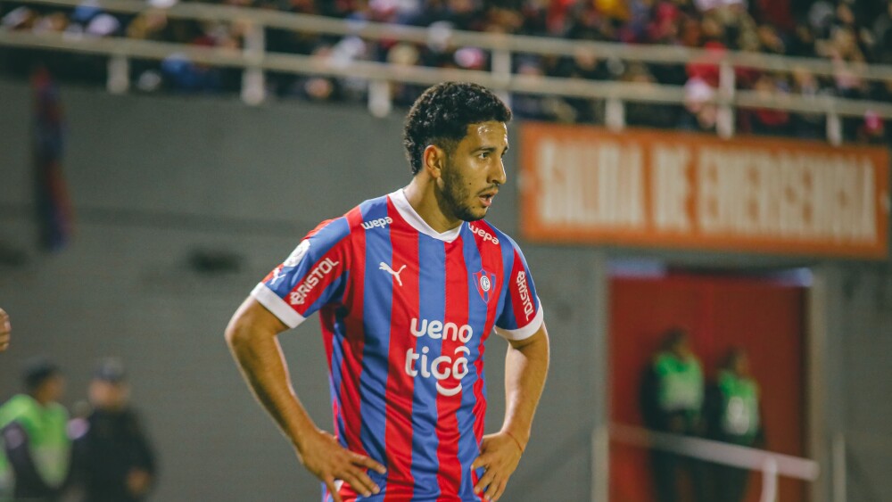 Cecilio para rato en Cerro Porteño