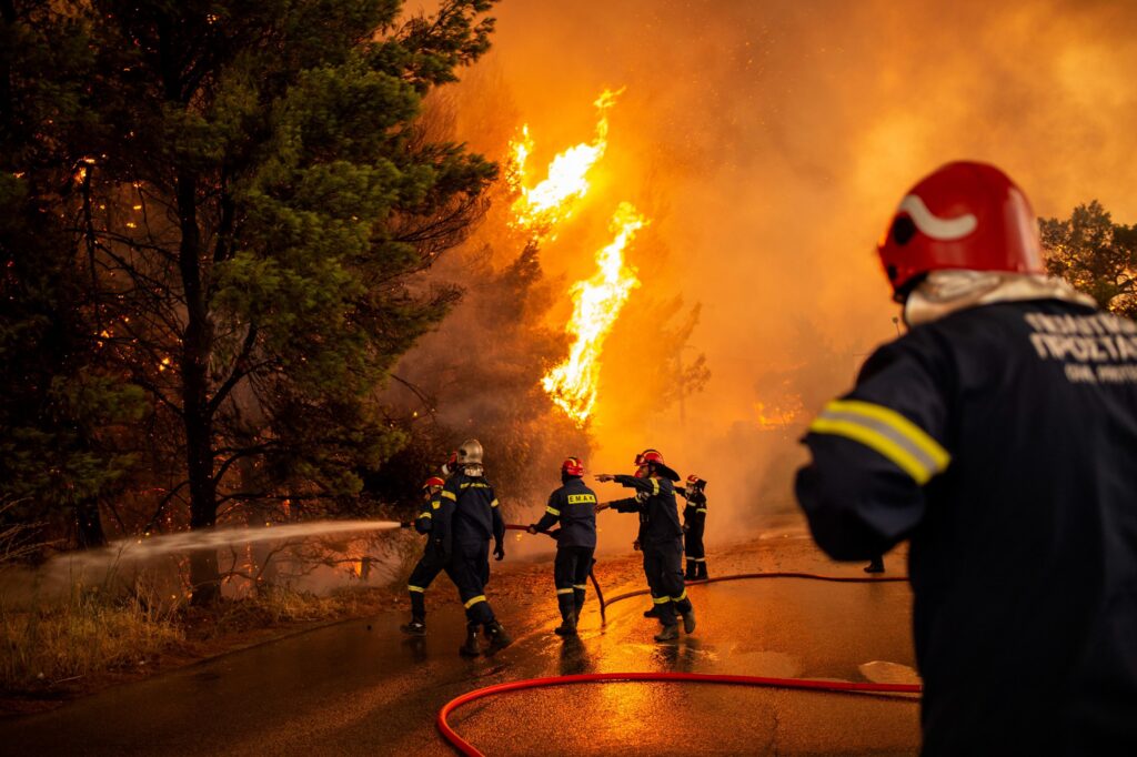 Preocupante situación en Grecia por focos de incendios