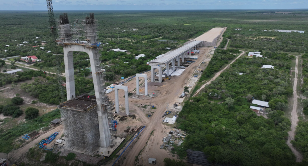 Puente de la Bioceánica avanza con 64% de ejecución