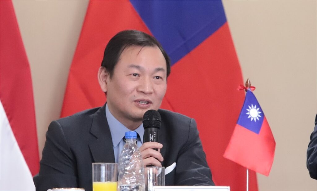 Taiwán abre becas 2026 para investigadores paraguayos en Asia