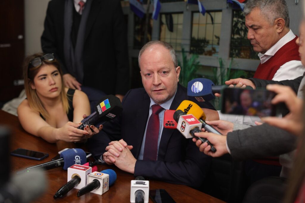 Gobierno seguirá tomando medidas para reducir precios de productos esenciales