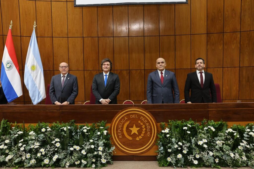  Javier Milei: “No puedo evitar pensar en lo que mi país puede aprender de ustedes”