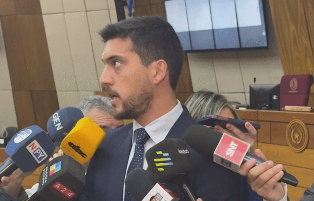 “EE.UU. no debe meterse en nuestros asuntos internos”