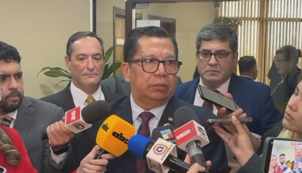 MDS proyecta más inversión social para adultos mayores y merienda escolar